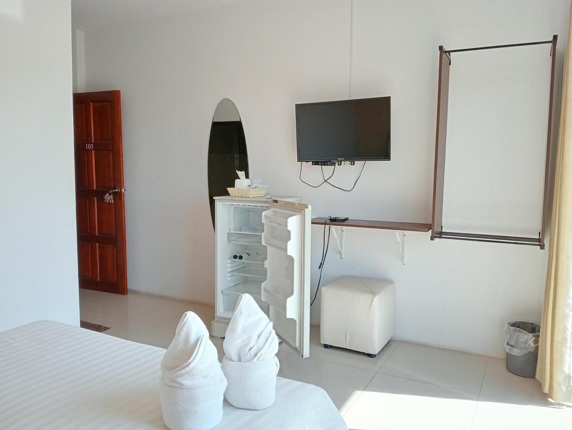 Hotela Boutique Resort Suphan Buri Buitenkant foto